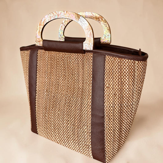 Espresso Earth Tote V1 (Brown Lip Shell)
