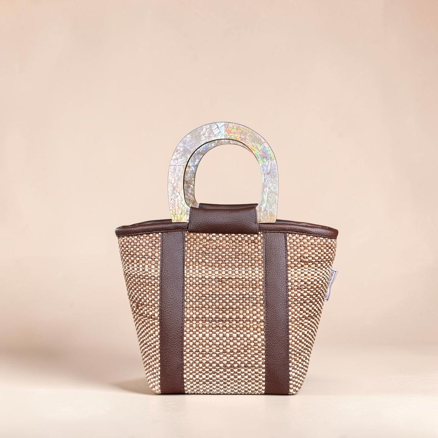 Espresso Earth Handbag (Brown Lip Shell)