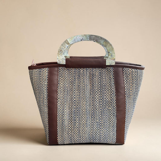 Sapphire Navy Tote (Black Lip Shell)