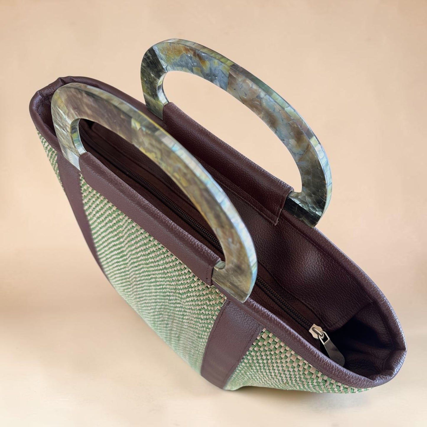 Olive Earth Tote V1 (Black Lip Shell)