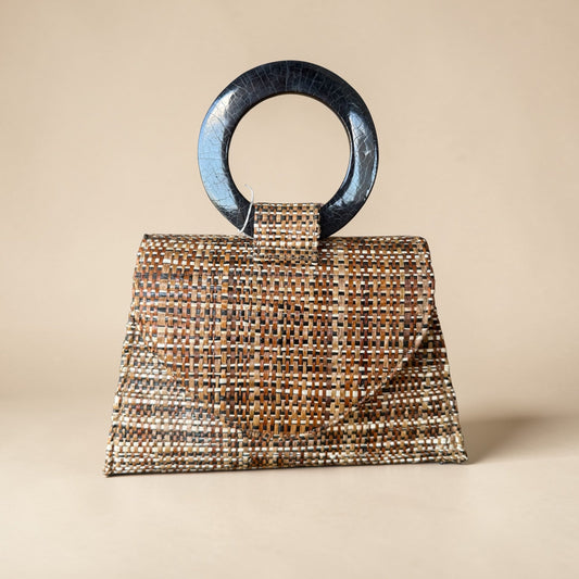 Dark Chocolate Shell Ring Handle Raffia Clutch